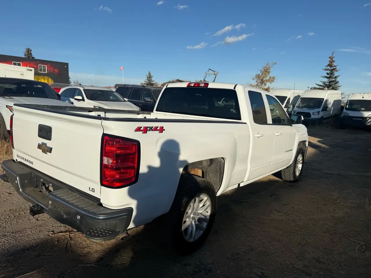 Chevrolet Silverado 1500 снимка Chevrolet Silverado 1500