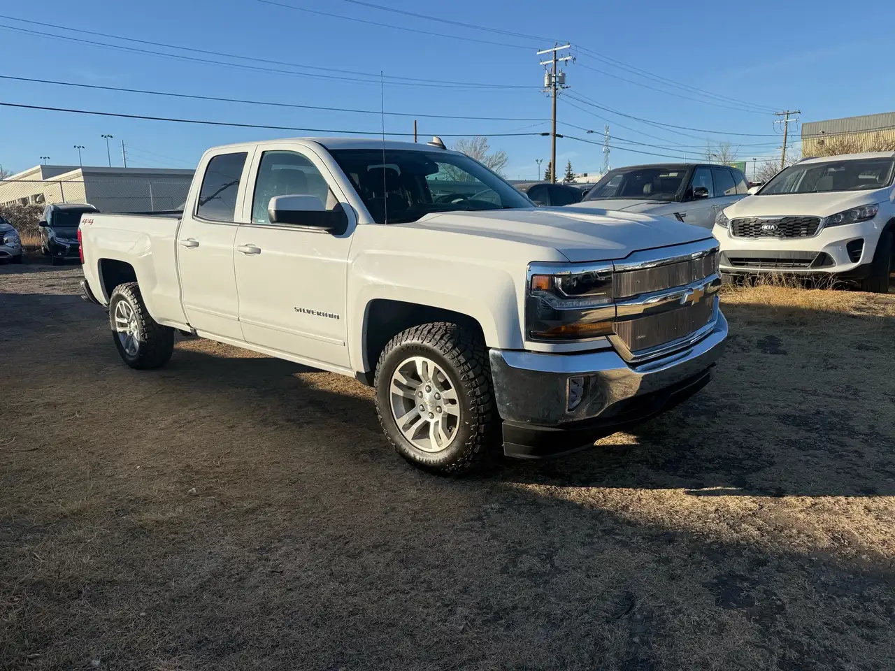 Chevrolet Silverado 1500 снимка Chevrolet Silverado 1500