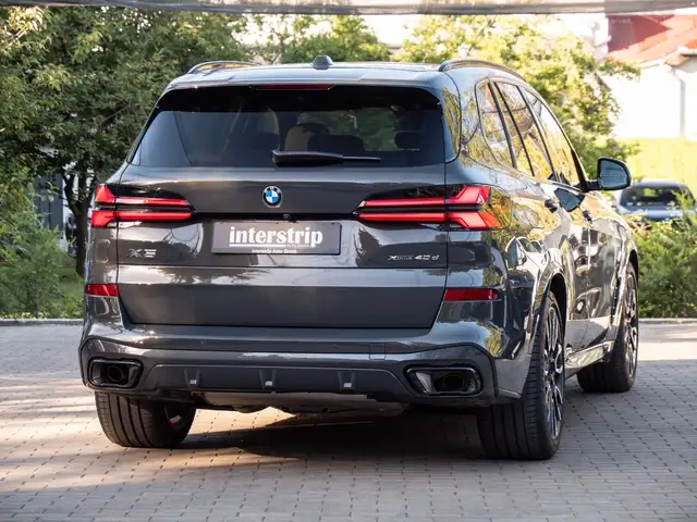 BMW X5 view 6