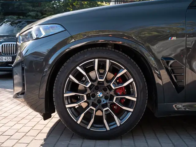 BMW X5 view 7