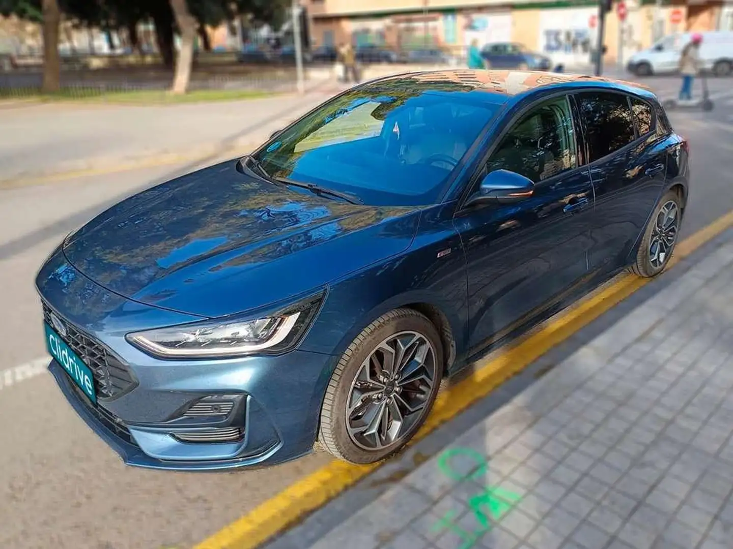 Ford Focus 1.0 Ecoboost MHEV 92kW ST-Line X Bleu - 2