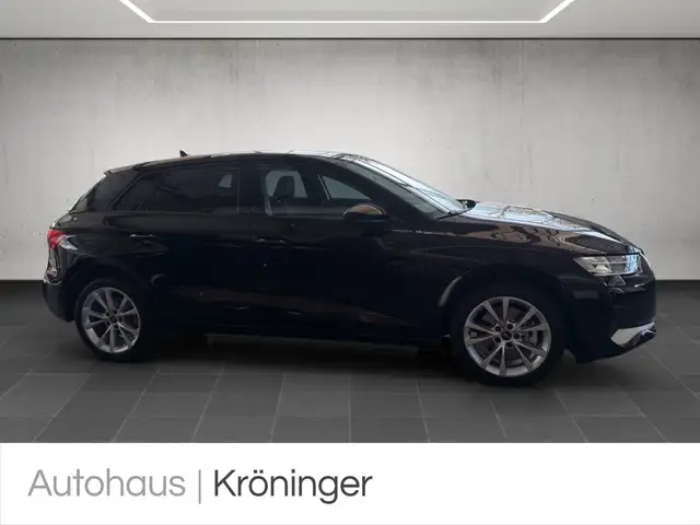 Audi A3 view 4
