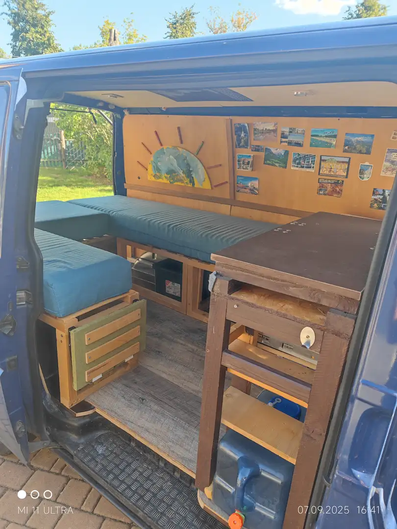 Volkswagen T4 Camperausbau Blau - 2