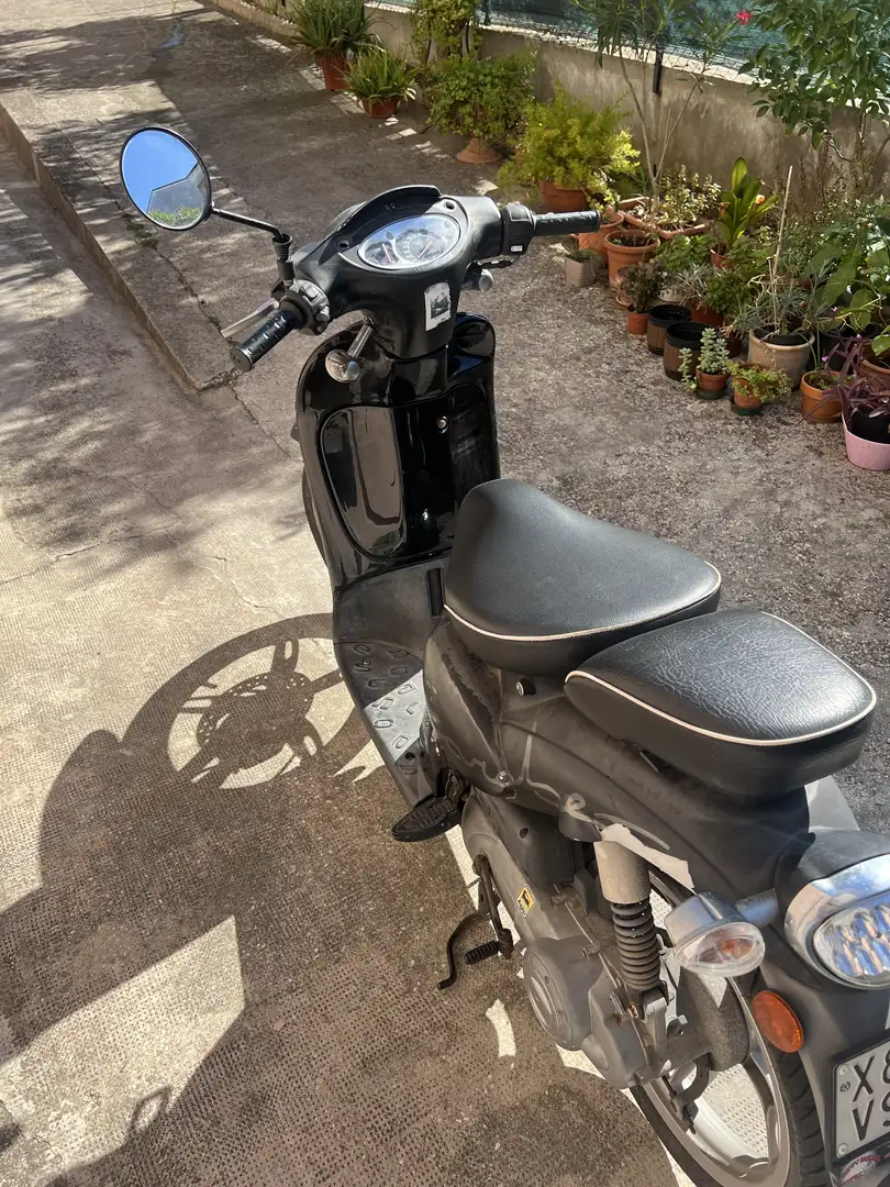 Aprilia Scarabeo Noir - 2