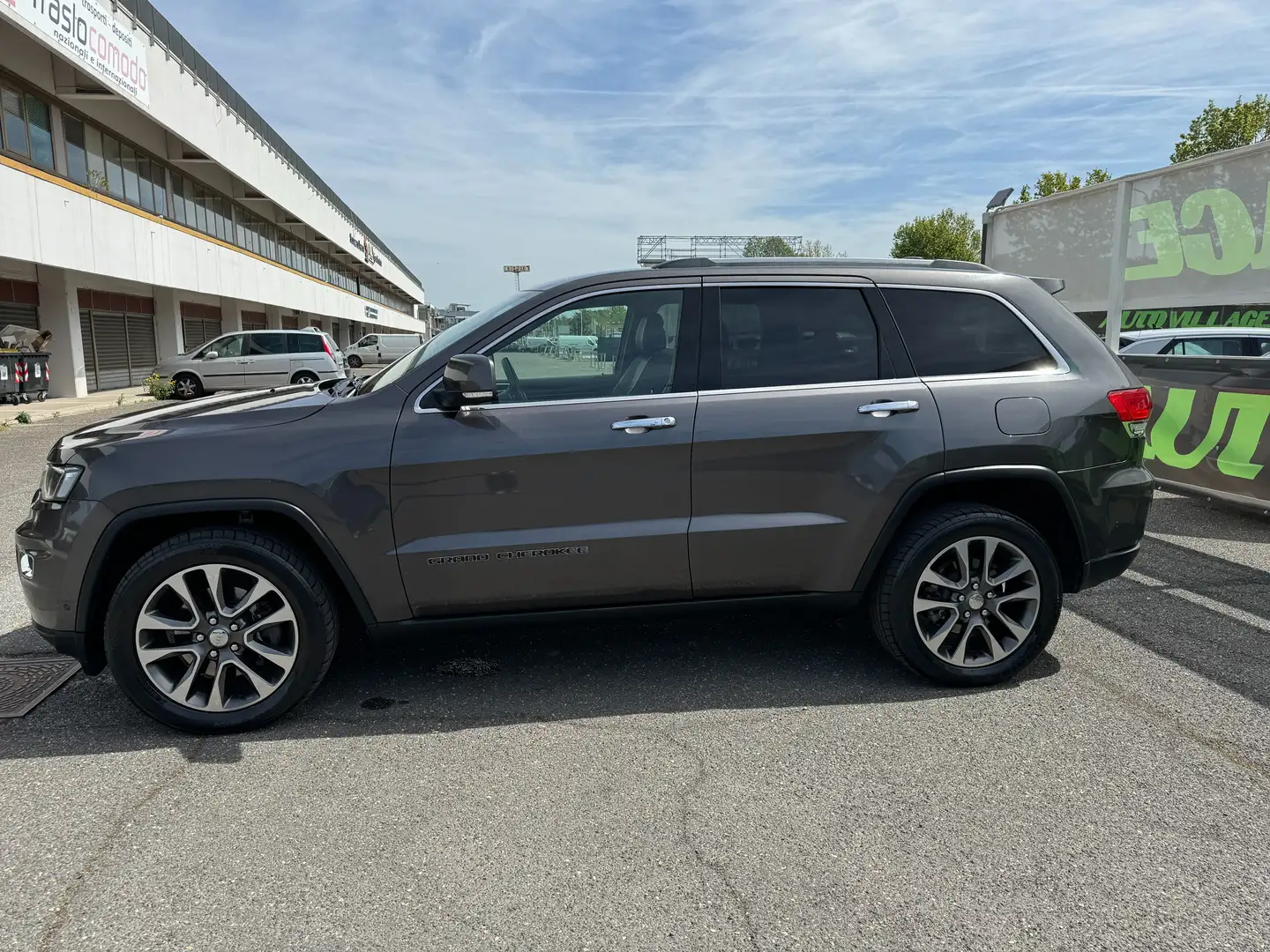 Jeep Grand Cherokee Grand Cherokee 3.0 V6 Limited 250cv auto my18 Grigio - 2