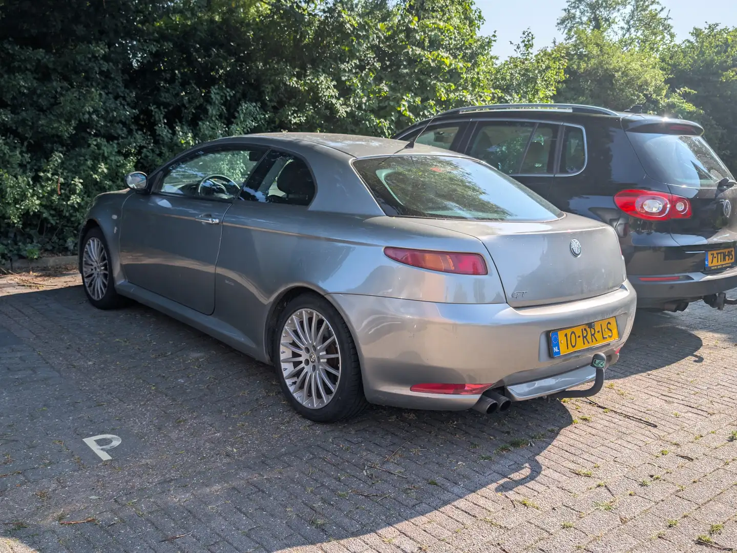 Alfa Romeo GT GT 2.0 JTS Distinctive Серебристый - 1