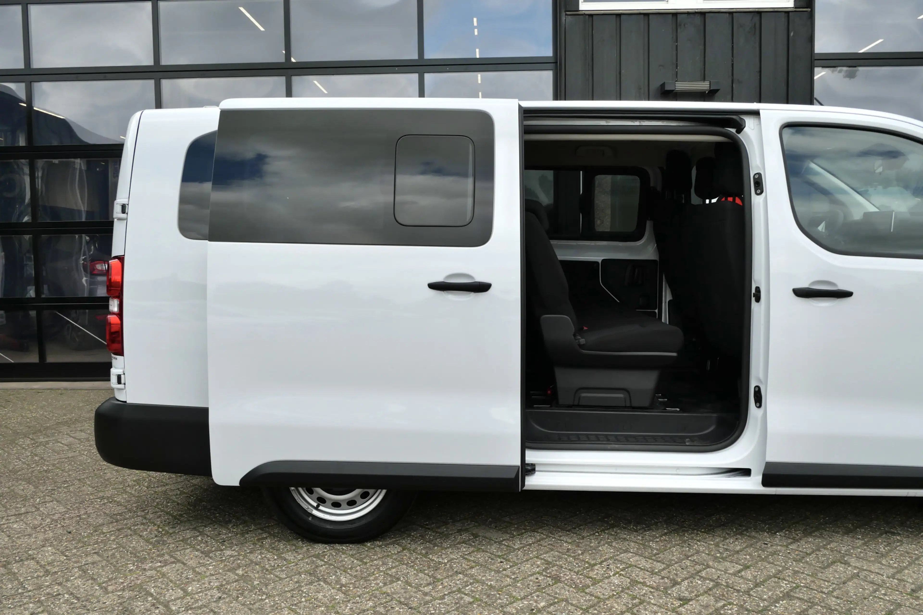 Peugeot e-Expert Long 75 kWh | Carplay | Camera  | 2x SCHUIF | Clim — photo 21