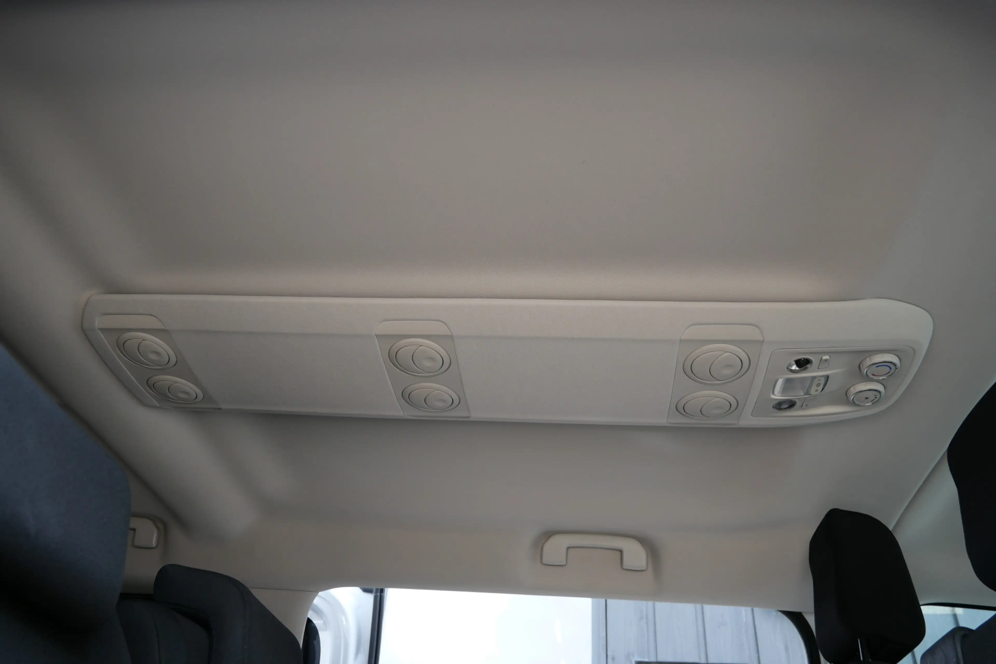 Peugeot e-Expert Long 75 kWh | Carplay | Camera  | 2x SCHUIF | Clim — photo 18