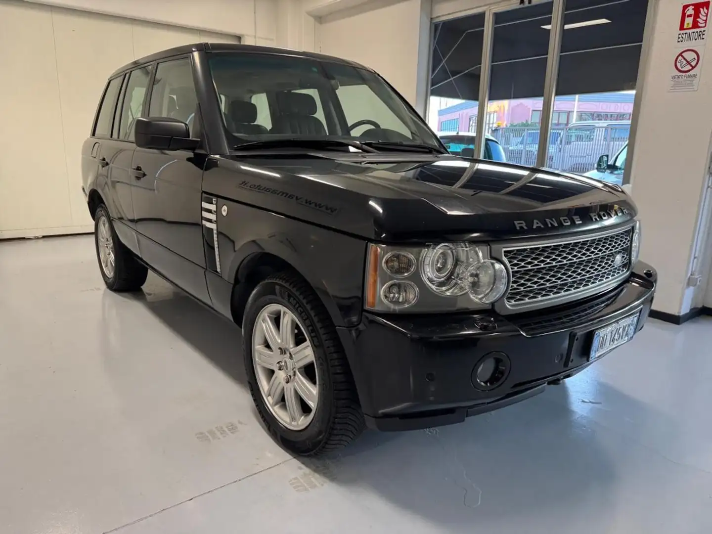 Land Rover Range Rover 3.0 Td6 Vogue *UNICO PROPRIETARIO*IVA ESPOSTA* Nero - 2