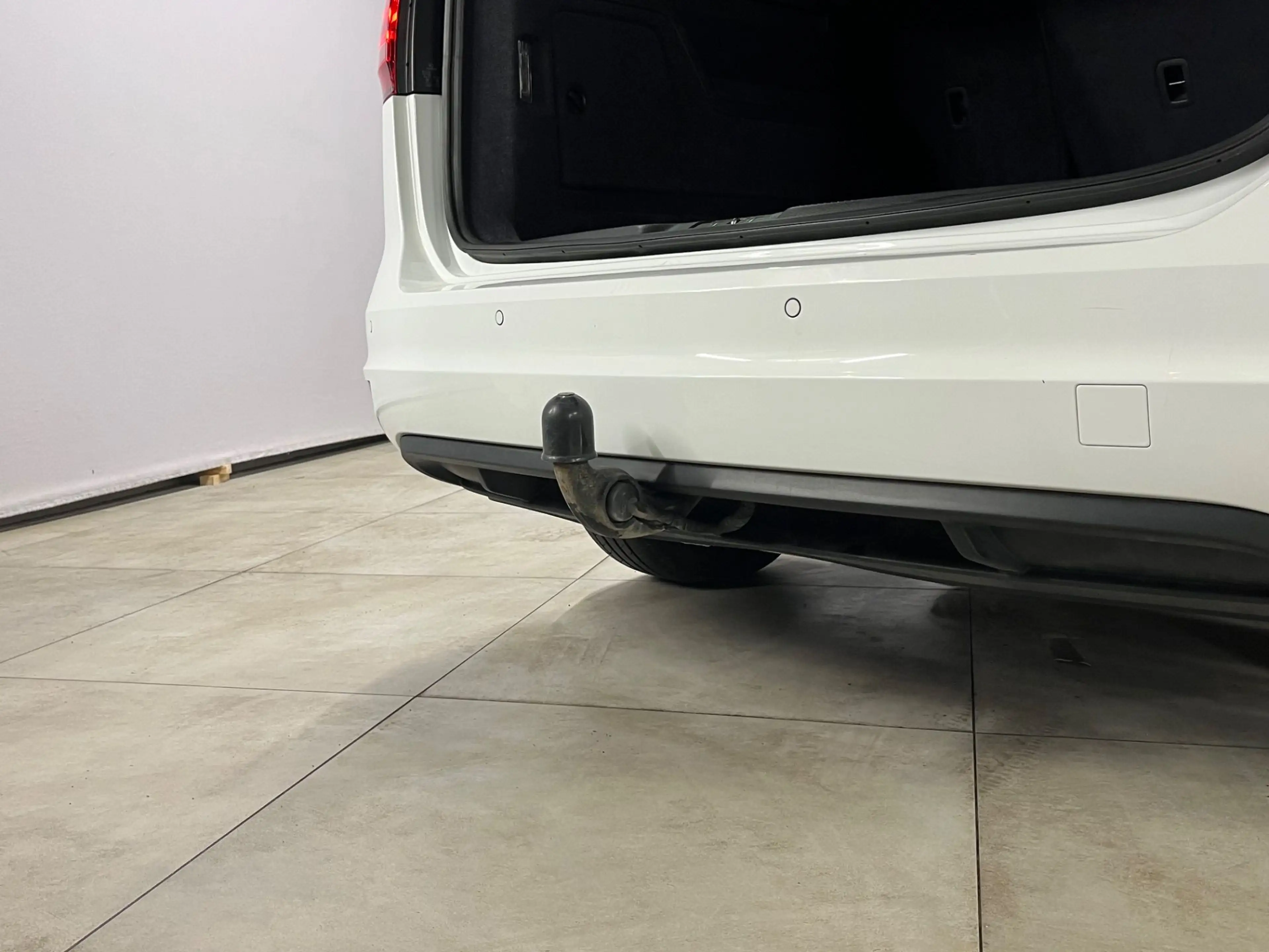 Volkswagen Sharan 2.0 TDI DSG ***AHK-schwenkbar**** — photo 15