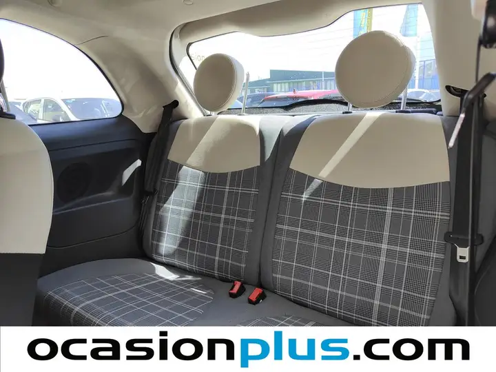 Fiat 500 1.2 Lounge 2016, foto 10