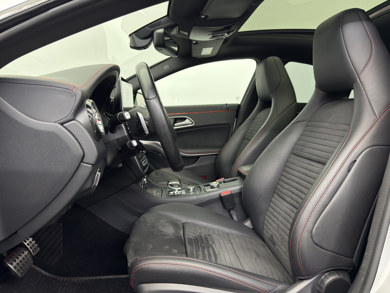 Mercedes-Benz CLA 45 AMG |2.Hand|Kamera|Pano|Keyless|Kamera| — photo 8