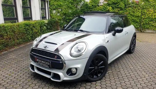 MINI Cooper S John Works Chili-Paket*Pano*Navi*H&K S.