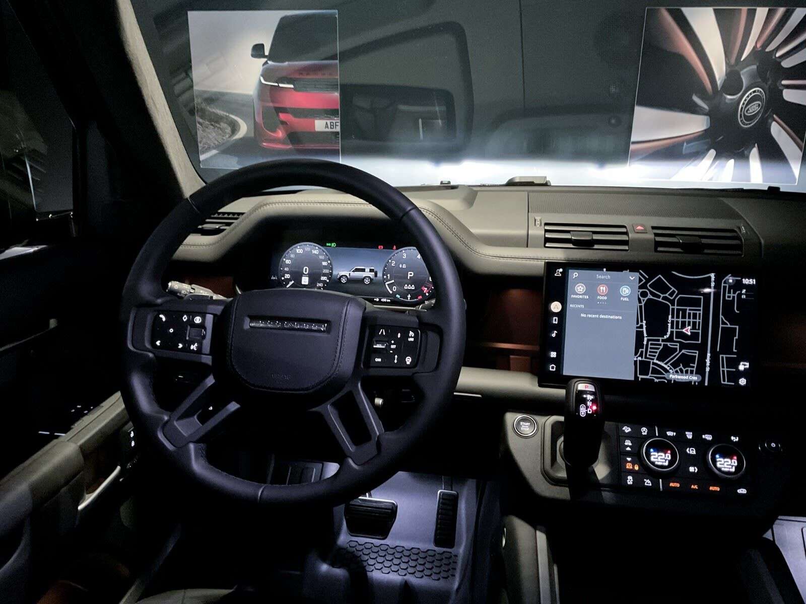 2025 Land Rover Defender V8 | Extended Black Exterior Pack | Tow Hitch Rece thumb 12