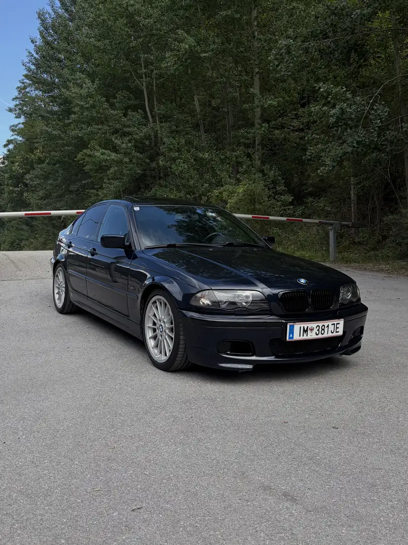 BMW 330 330d M-Sport Blau - 1