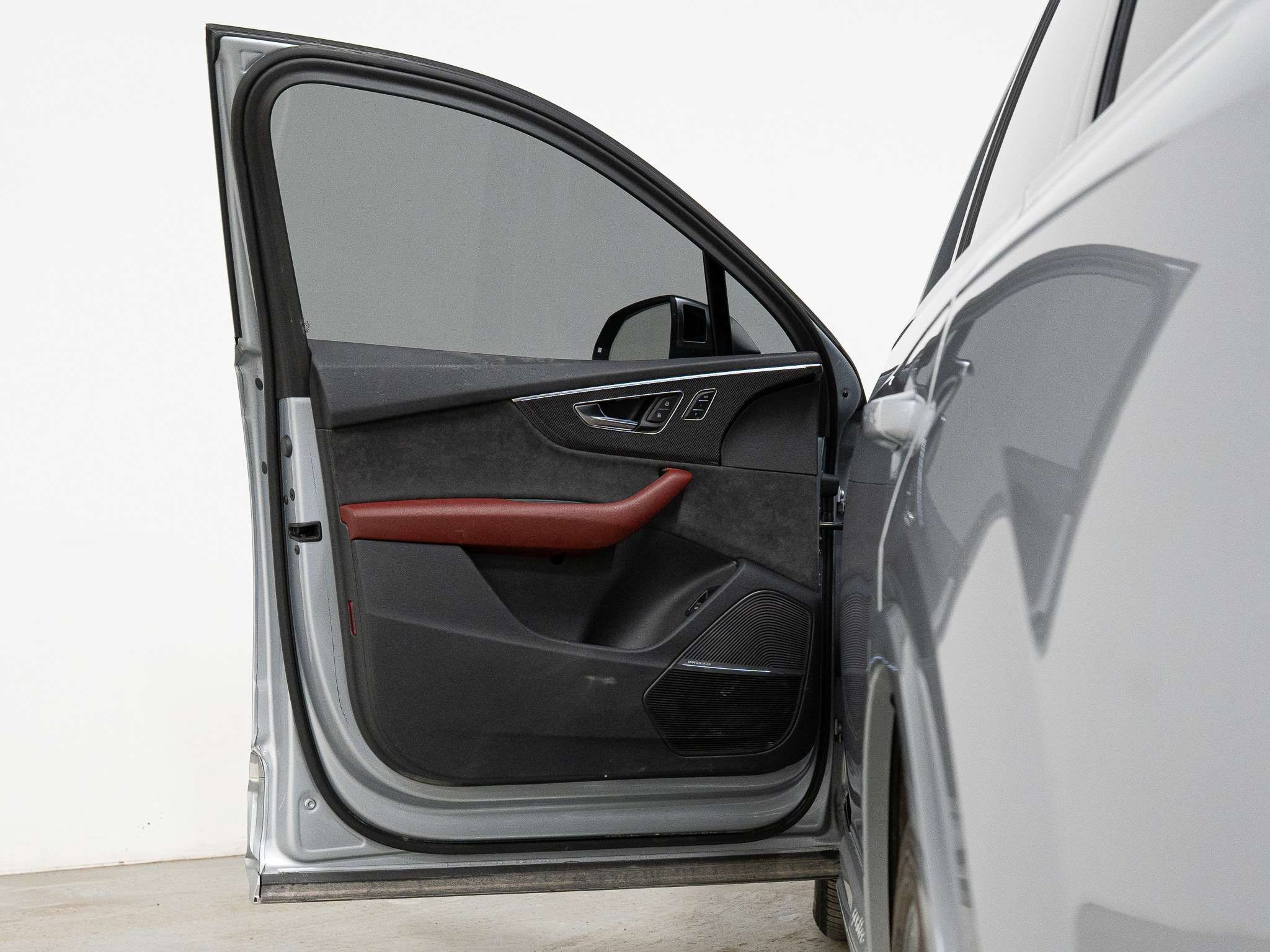 used 2021 Audi SQ7 car, priced at $61,900