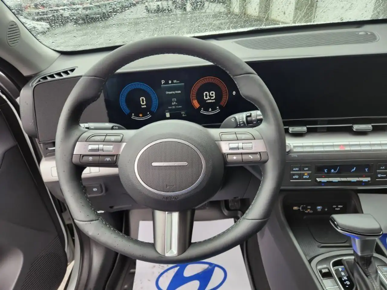 Hyundai KONA снимка Hyundai KONA