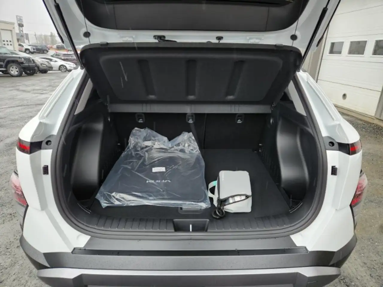 Hyundai KONA снимка Hyundai KONA