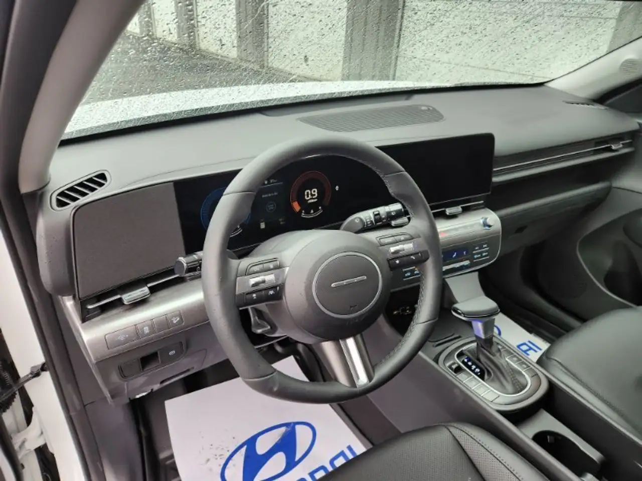 Hyundai KONA снимка Hyundai KONA