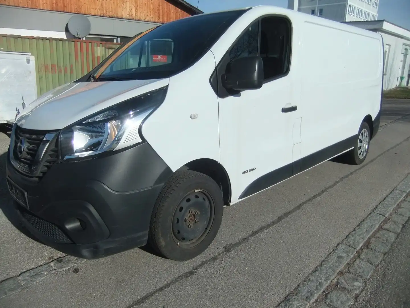 Nissan NV300 Kastenwagen L2H1 2,7t LANG Weiß - 1