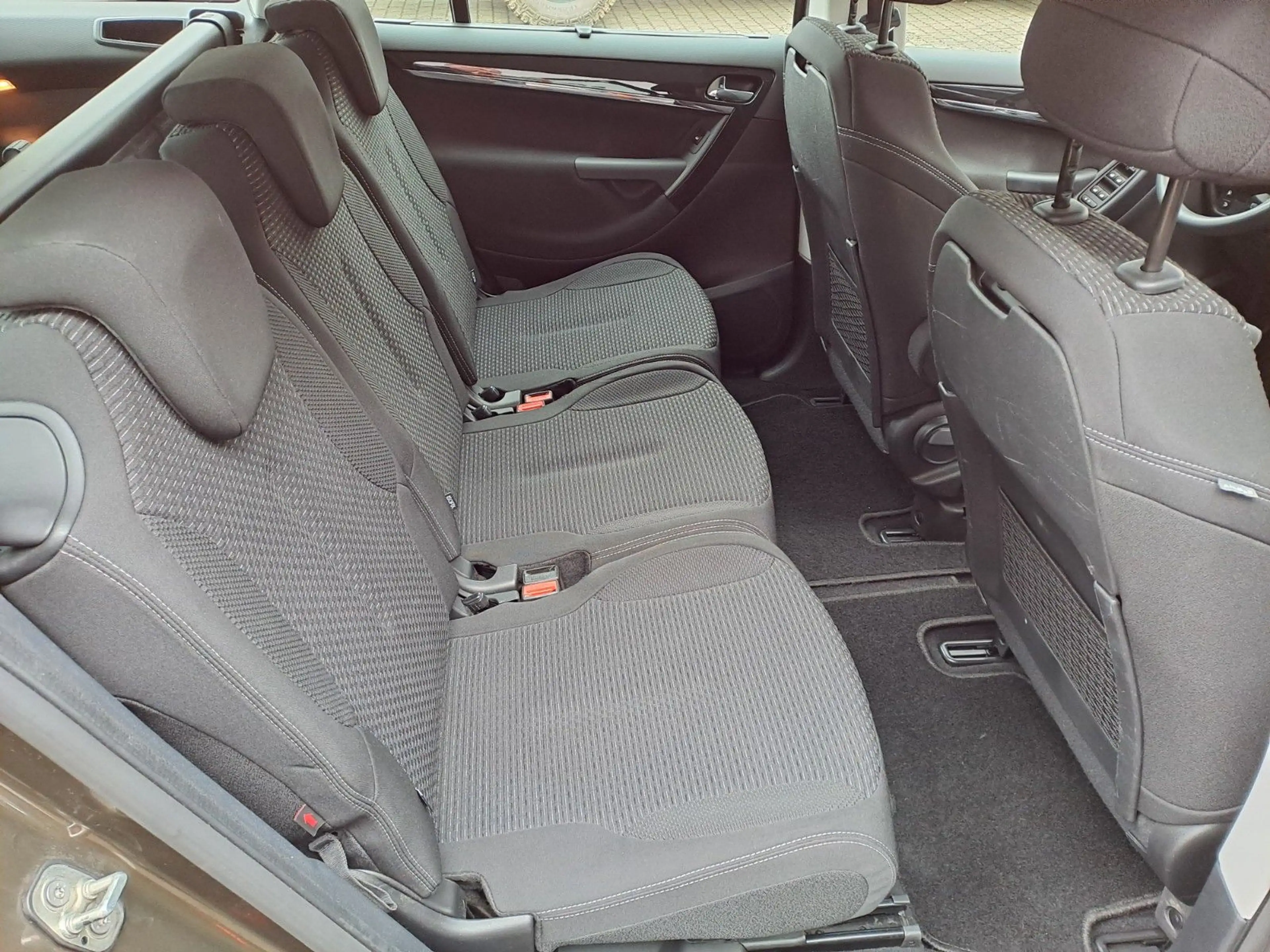 Citroen Grand C4 Picasso Selection*1 HD*7 SITZER*TEMPO* — photo 11