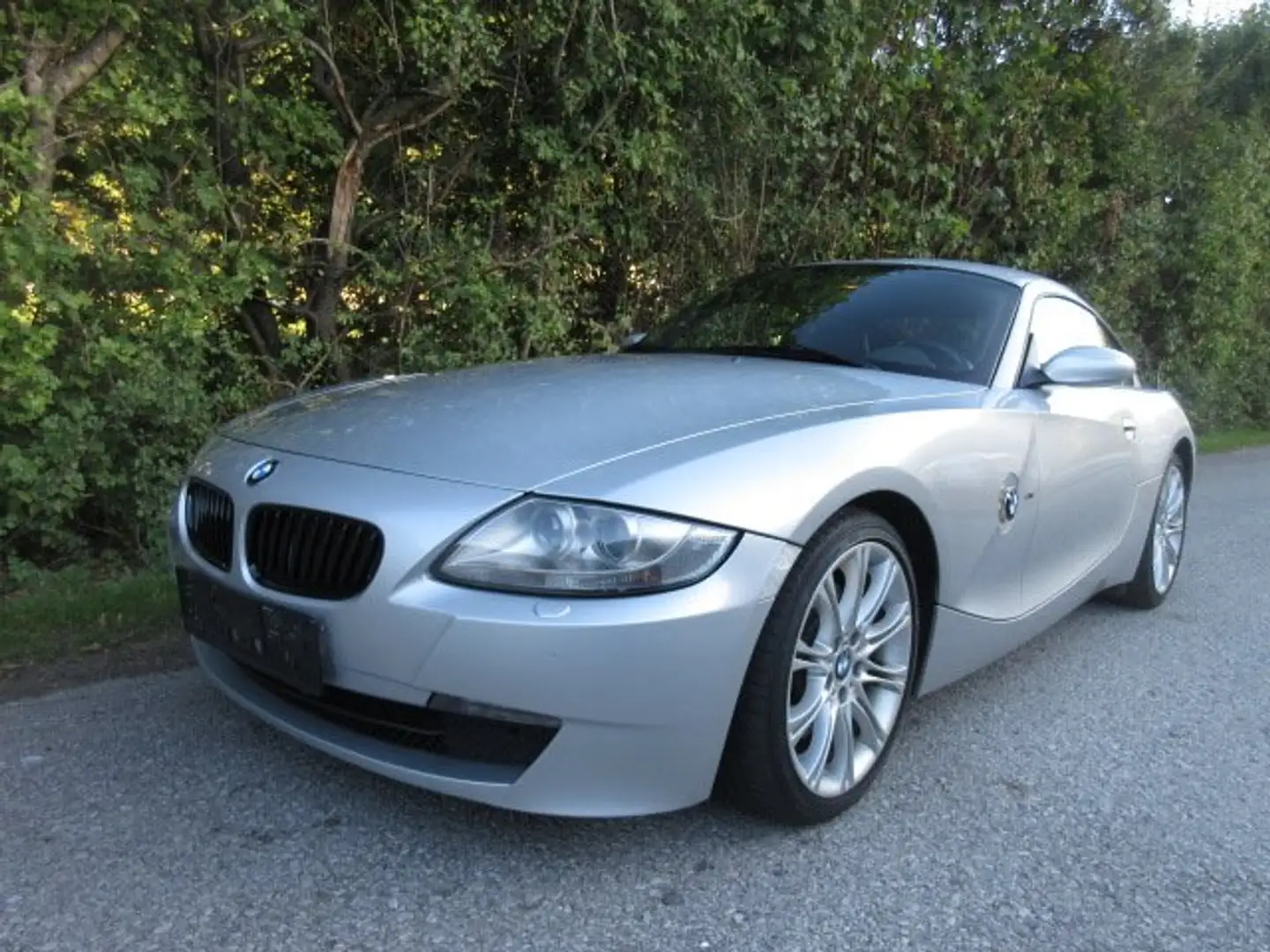 BMW Z4 Z4 Coupé 3,0si Silber - 2