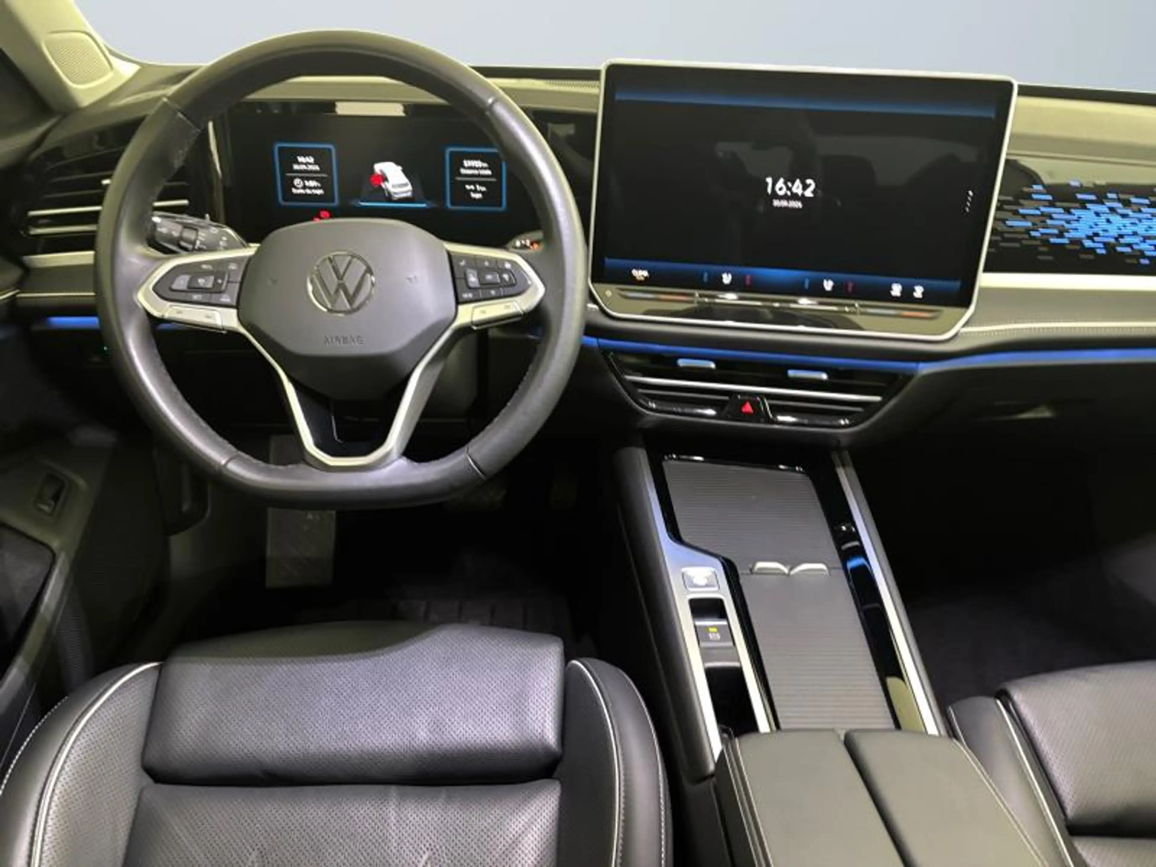 Volkswagen Passat Variant Elegance | 1.5 150 hp | caméra 360 | Car Play | a — photo 13