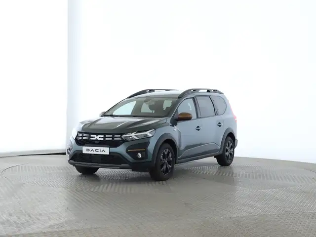 2024 Dacia Jogger in Green for sale