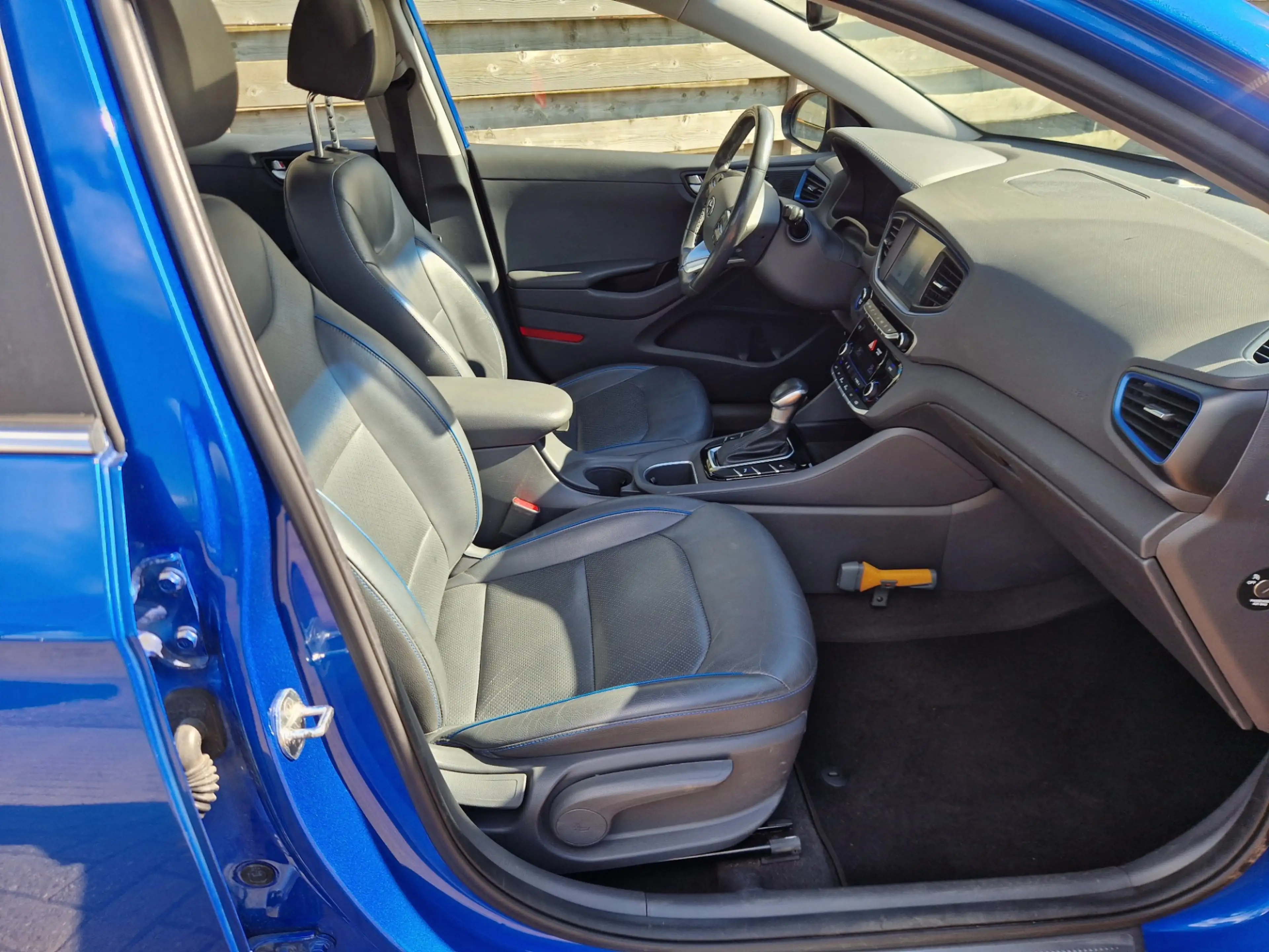 Hyundai IONIQ 1.6 GDi Premium Leder, Schuifdak — photo 3