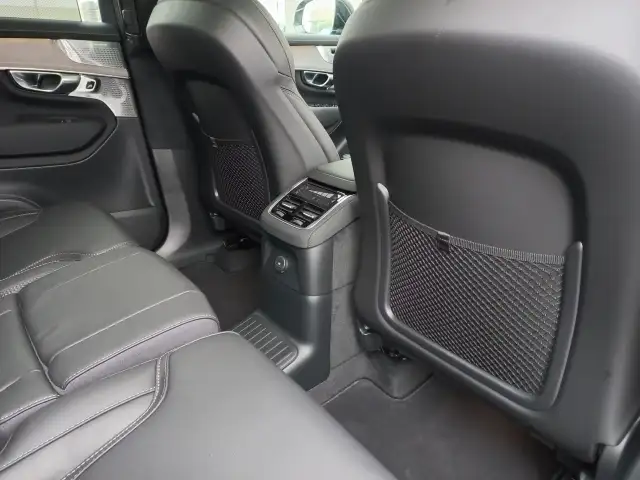 Volvo XC90 XC90 T8 AWD Ultra Bright Ansicht 34