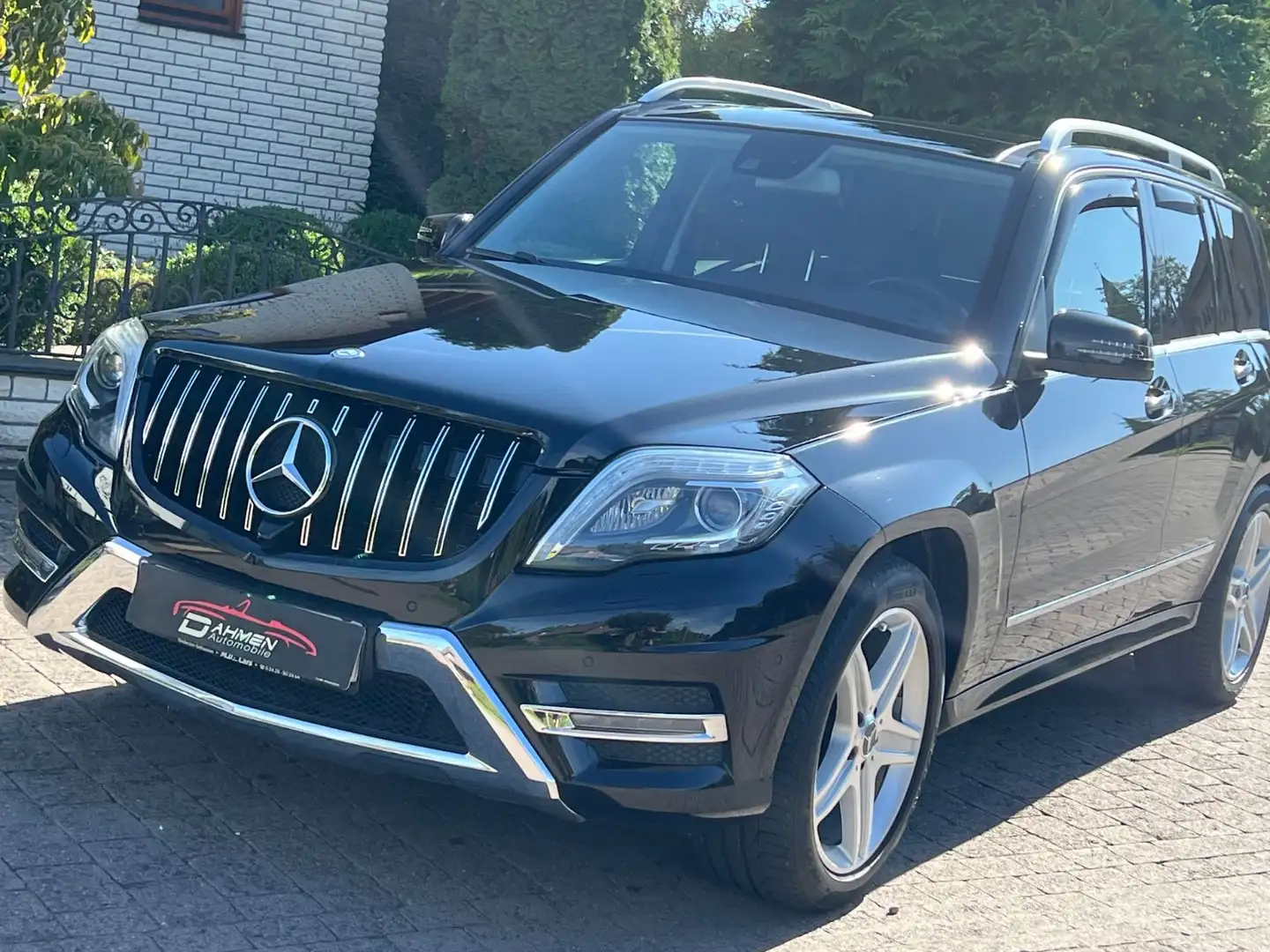 Mercedes-Benz GLK 220 AMG*PANO*VOLL*Bi-Xen*SPORT* Noir - 2