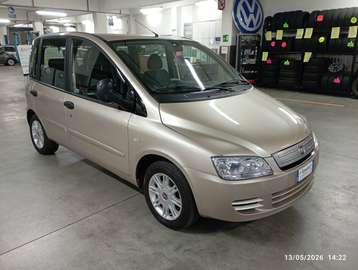 Multipla II 2004 1.6 16v Dynamic