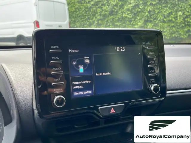 Toyota Yaris view 16