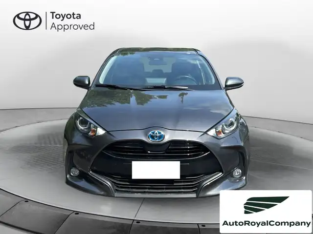 Toyota Yaris view 9