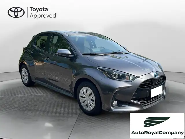 Toyota Yaris view 8