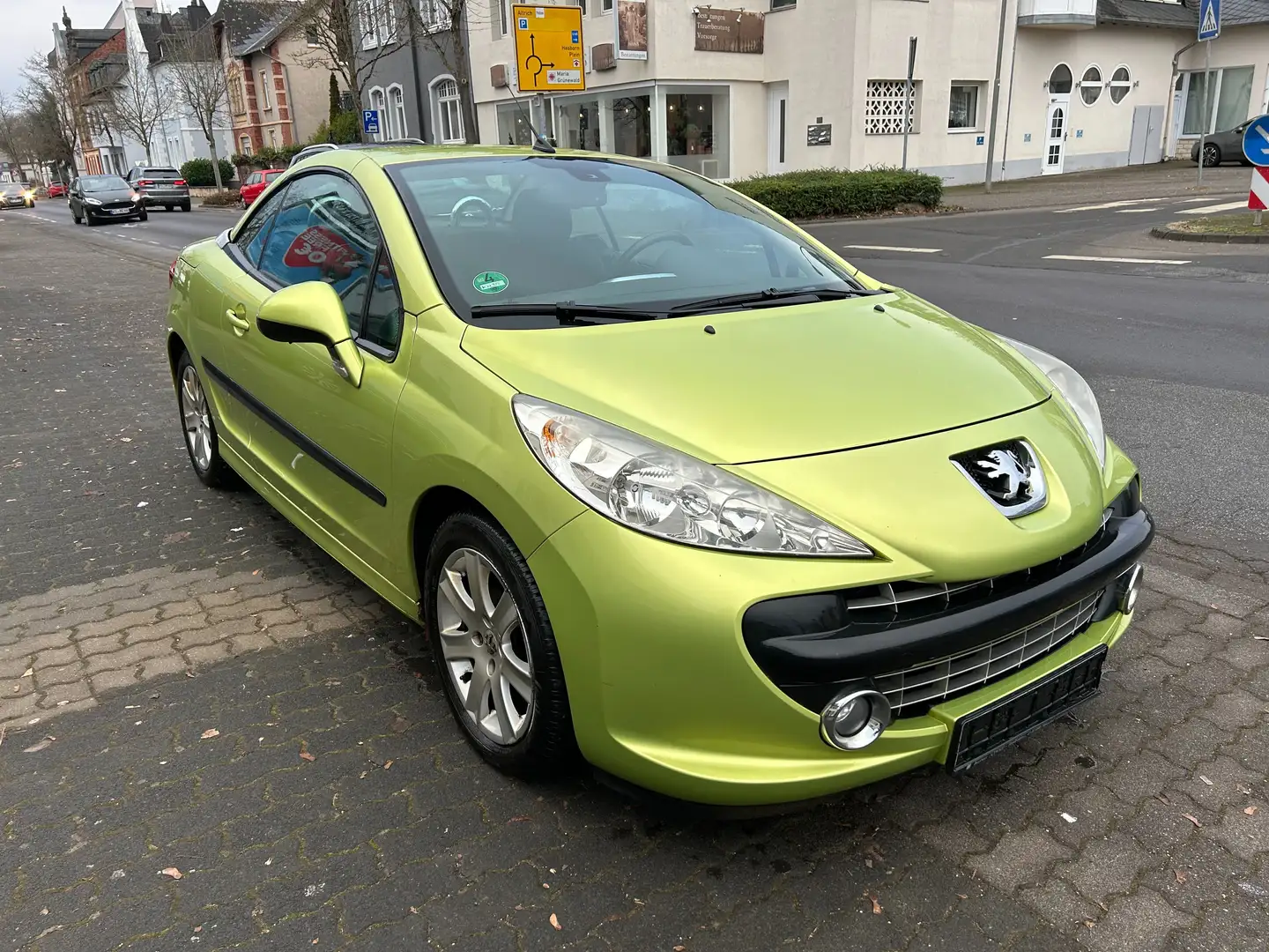 Peugeot 207 Sport 1.6 - Cabrio - MOTOR LÄUFT NICHT SAUBER - Grün - 2
