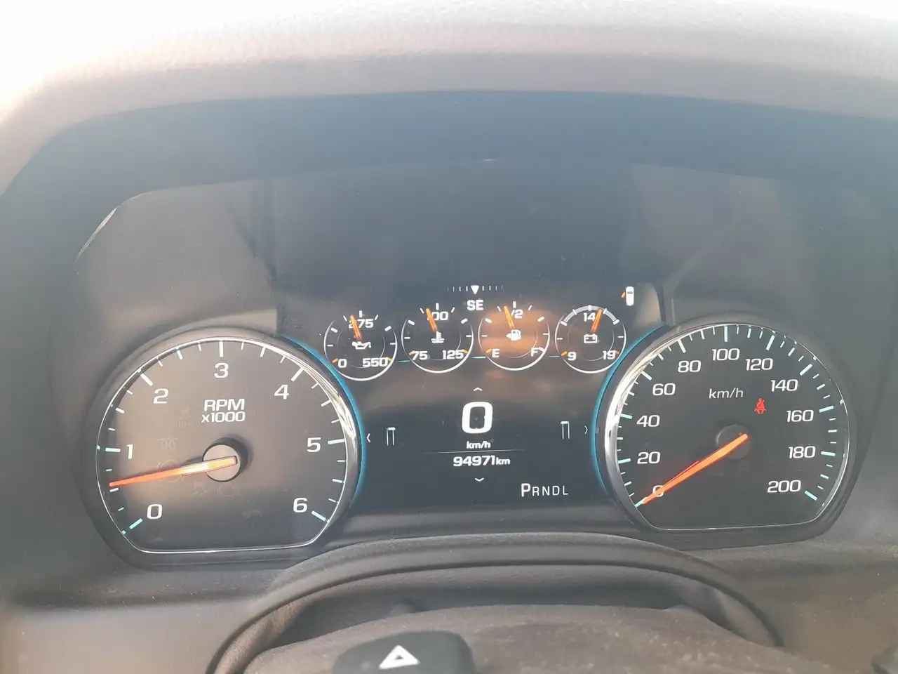 GMC Yukon снимка GMC Yukon