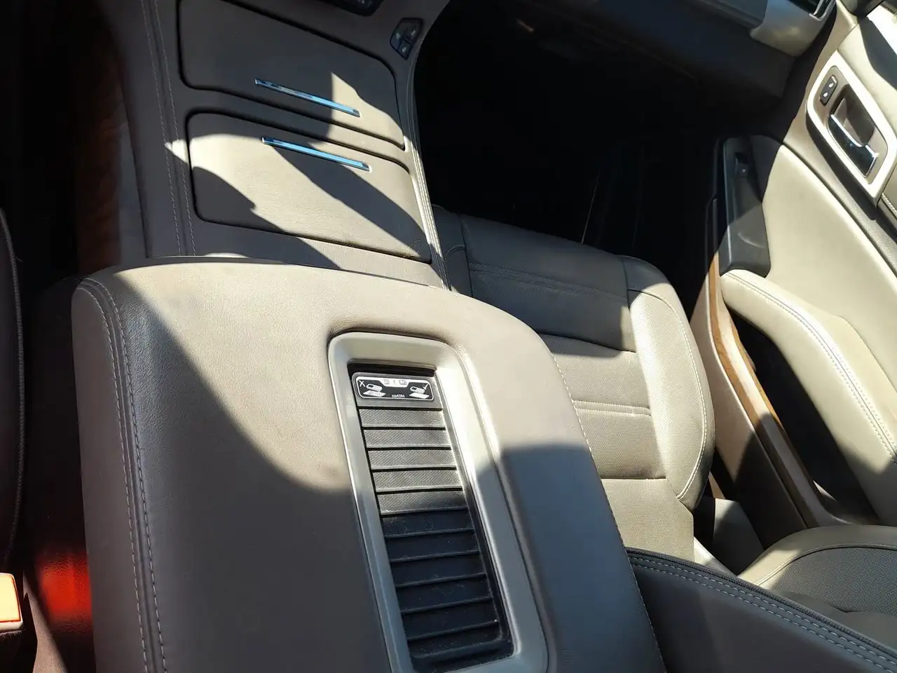 GMC Yukon снимка GMC Yukon