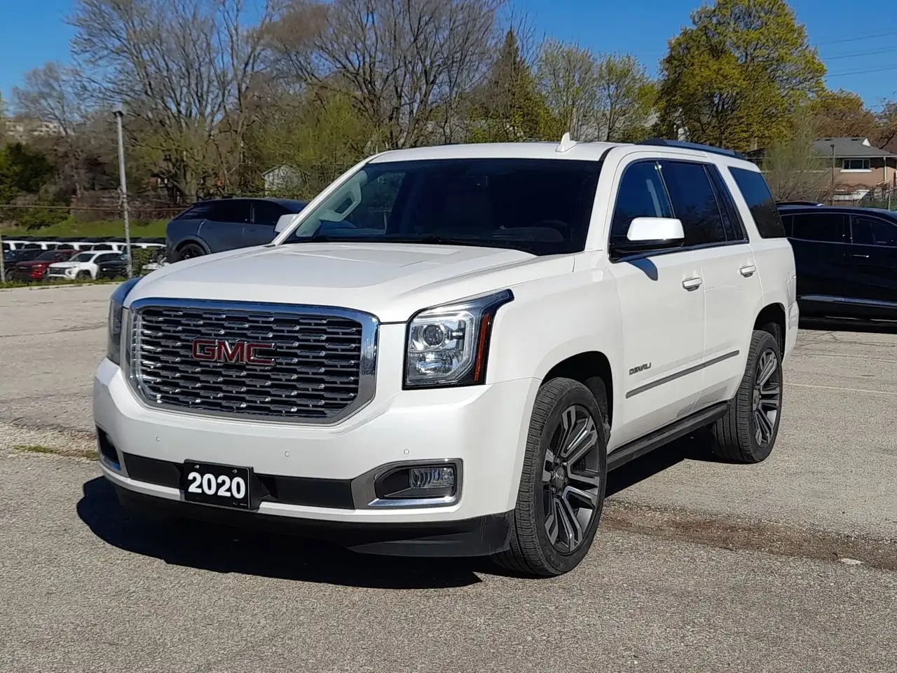 GMC Yukon снимка GMC Yukon