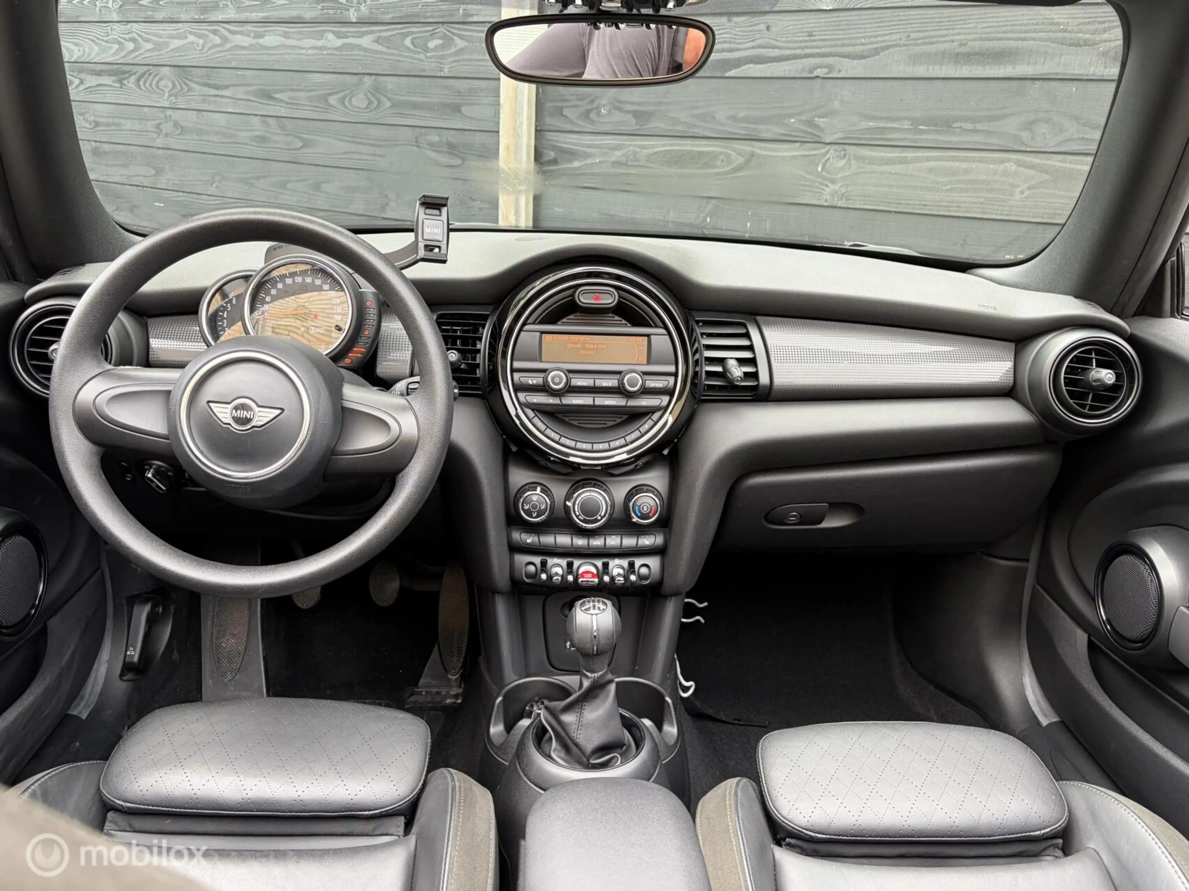 MINI Cooper Cabrio 1.5 Leder/Alcantara / LM / PDC / 38.982 KM 1e eig. — photo 12
