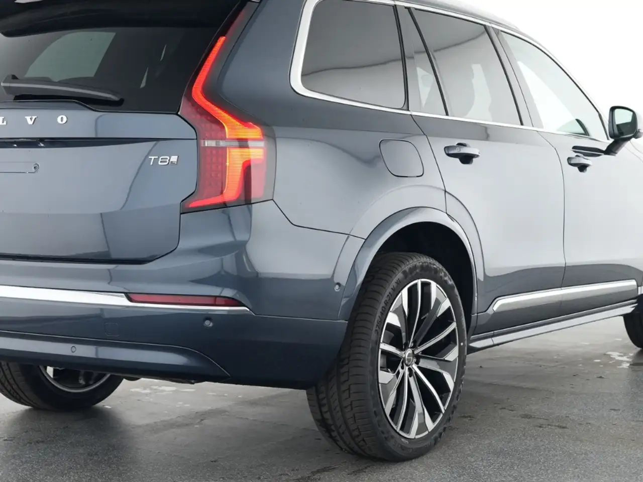 Volvo XC90 FACELIFT Plus Bright Recharge Plug-In Hybrid AWD 7, миниатюра 7