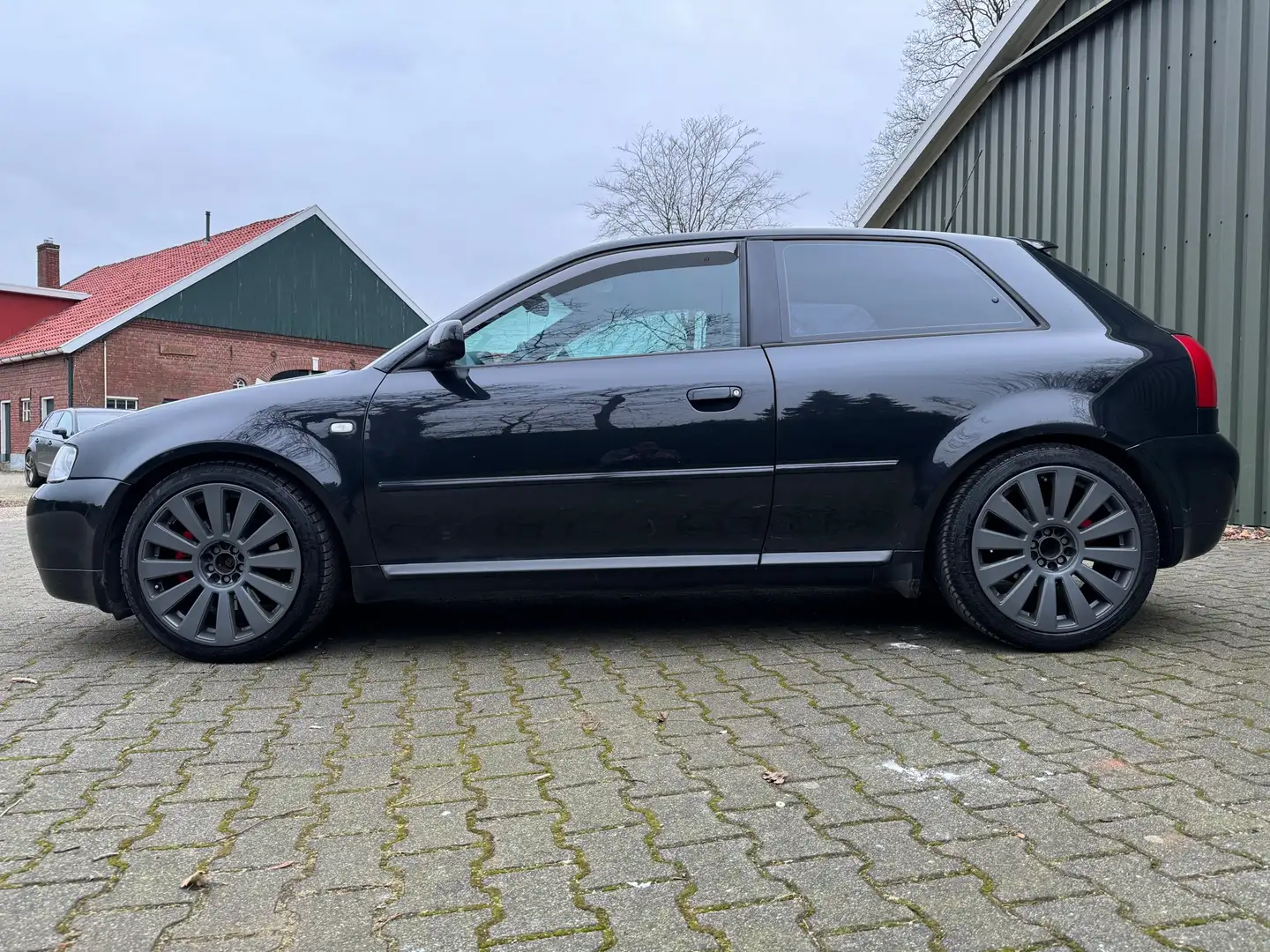 Audi S3 1.8 5V T  Ambition Černá - 2