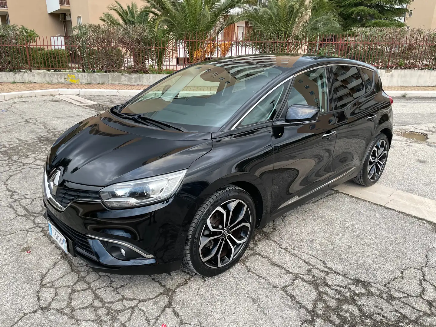 Renault Scenic Scenic IV 2017 1.5 DCi Energy Bose 110cv Nero - 1