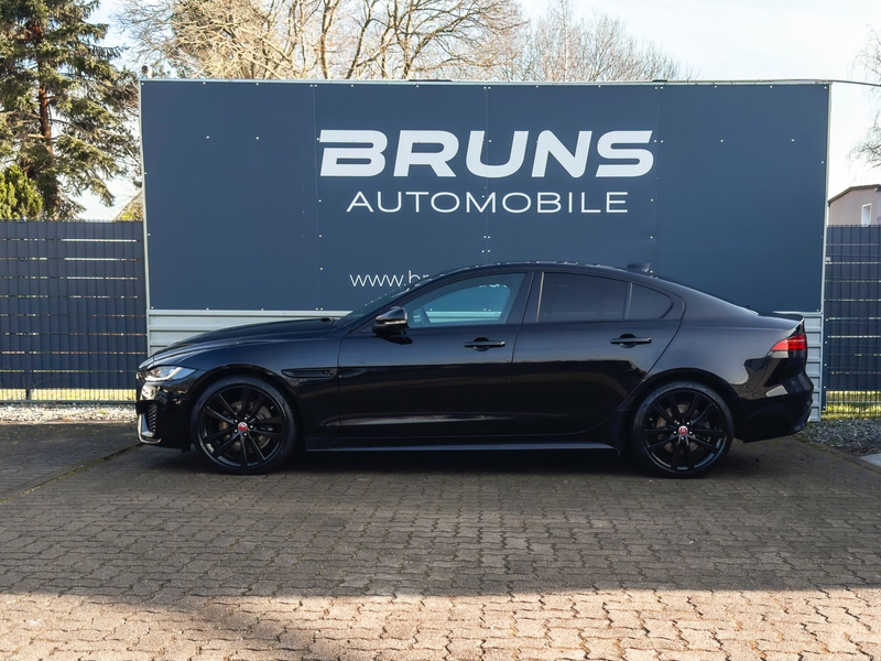 Jaguar XE D200 R-Dynamic S AWD LED DAB 360 Kamera Leder — photo 2