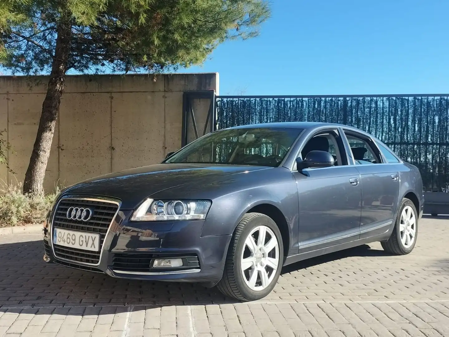 Audi A6 2.0TDI Multitronic 170 Grijs - 2