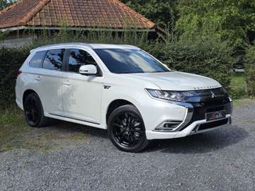 Outlander PHEV 2.4i 4WD