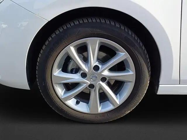 Opel Corsa view 8