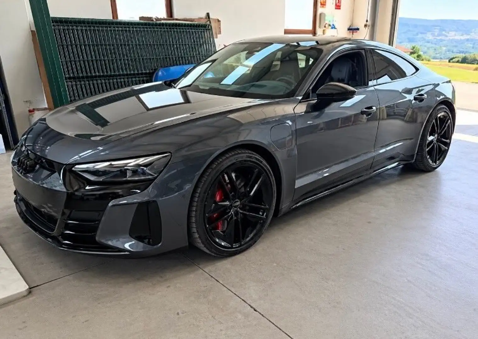 Audi e-tron GT quattro 370kW - 1