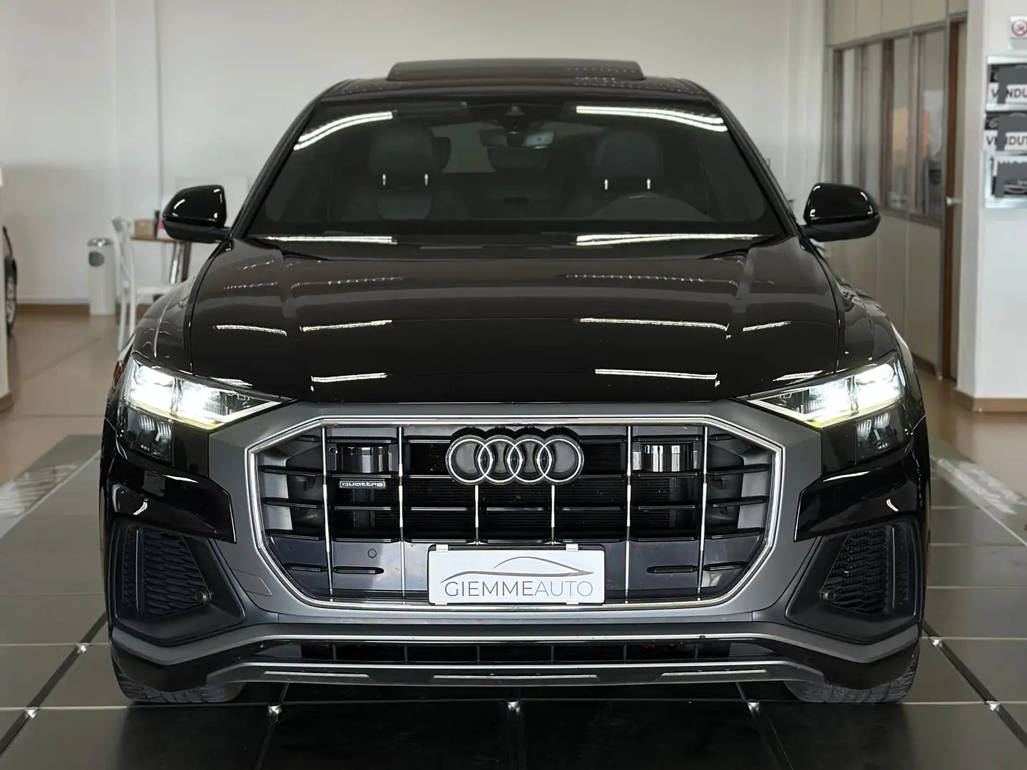 Audi Q8 50 TDI Mhev Sline quattro tiptronic Noir - 2
