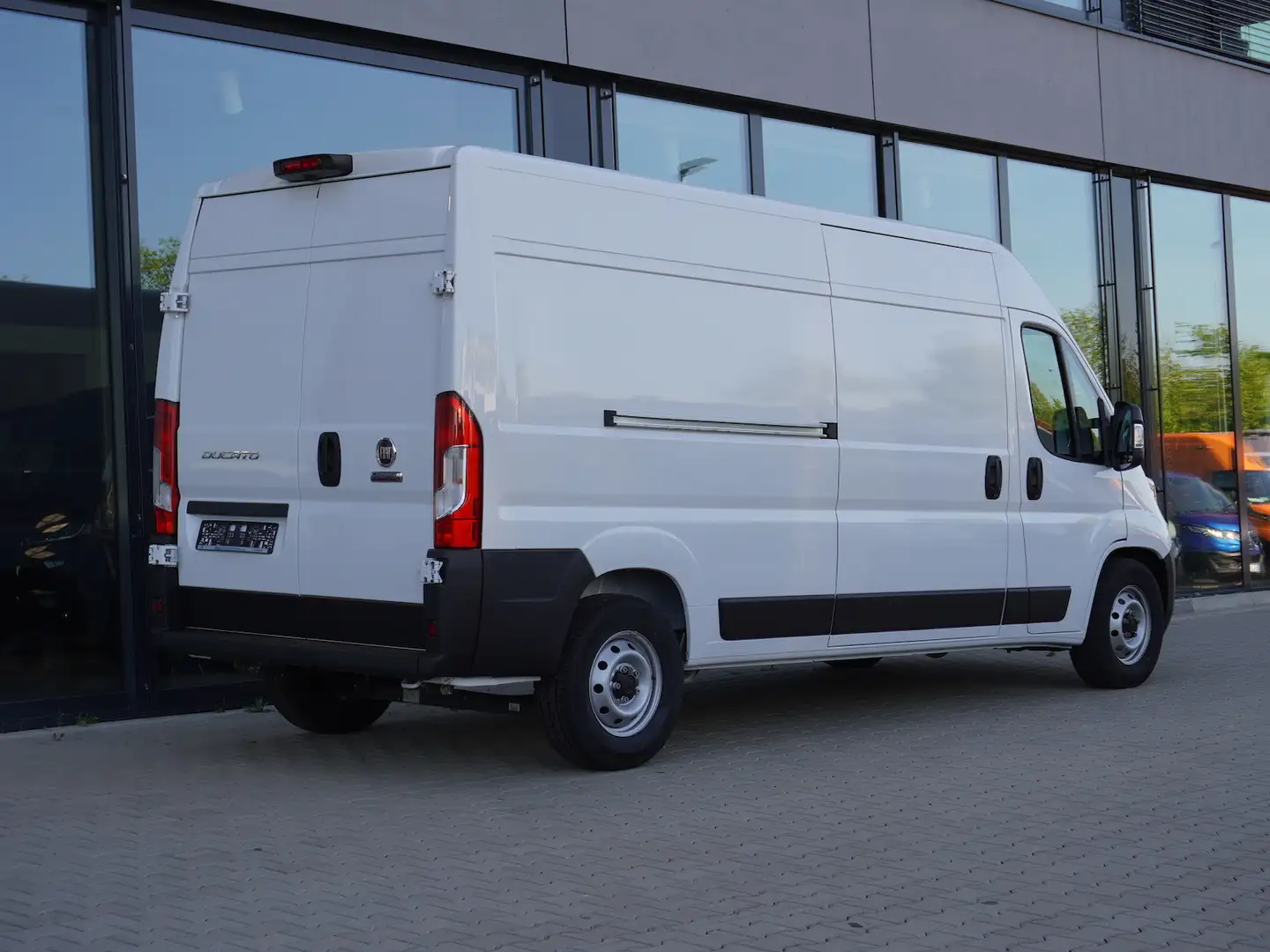 Fiat Ducato 35 L3H2 140 AT /10-Zoll-Navi /Schwingsitz Weiß - 2